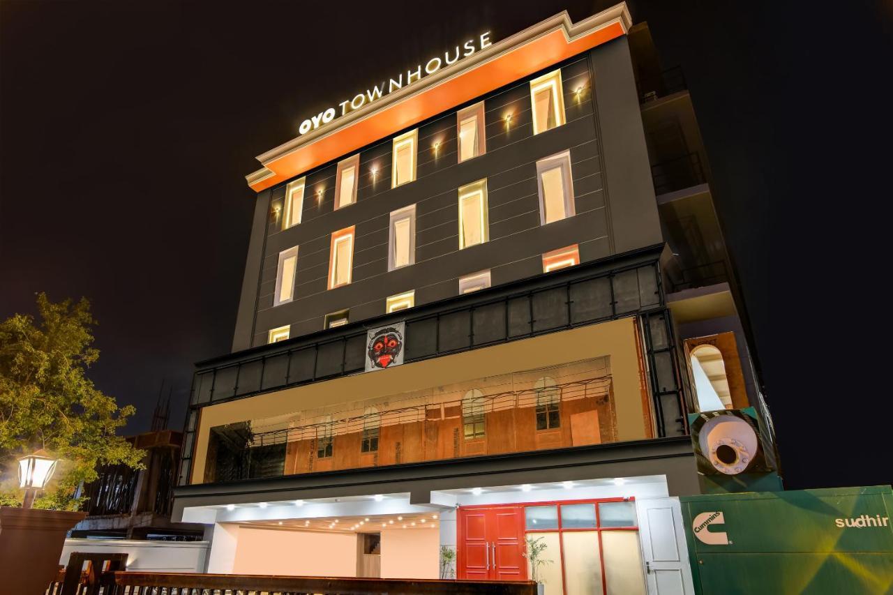 Oyo Townhouse 115 Patel Nagar Hotel Nova Deli Exterior foto